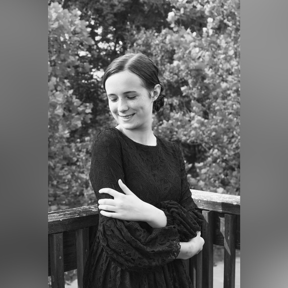 Hi! I’m Abby 🤍 - Picture 4 of 15